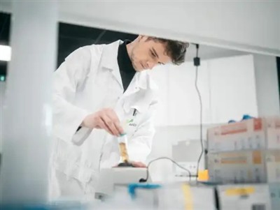 Analiza de piață a extractelor de plante în industria cosmeticelor